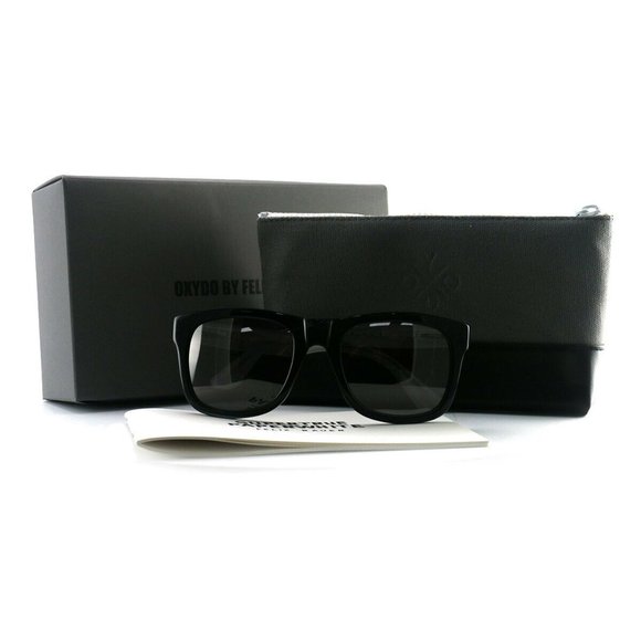 OXYDO Black Square Plastic Frame - Picture 5 of 5